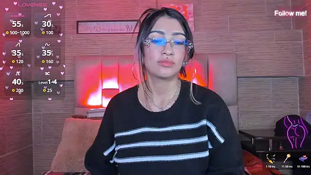 mia_devine_