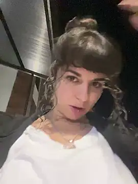 VioletaSubmissive live cam on StripChat