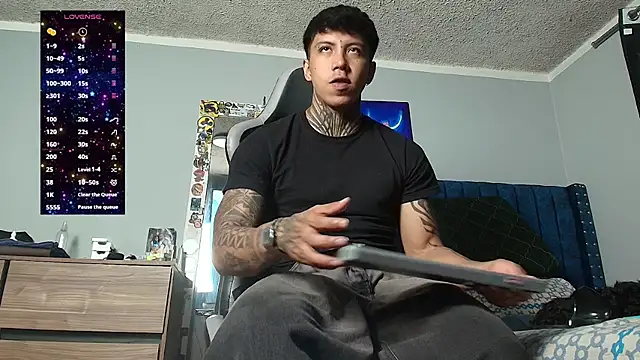 Nickhot0609 live cam on StripChat