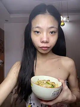 Louli-TT live cam on StripChat