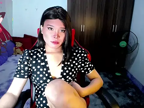 sofiathe1st live cam on StripChat