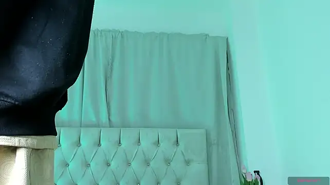 candyandmarilyn live cam on StripChat