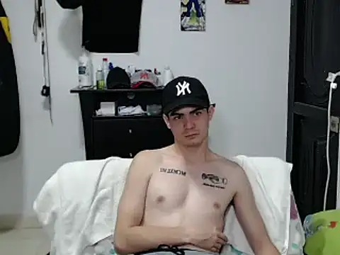 Zac_Efront live cam on StripChat