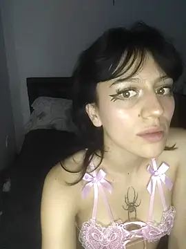 Hikary_wolf1 live cam on StripChat