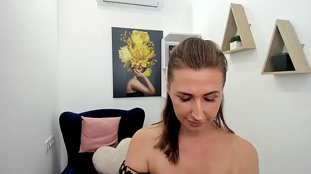 PassionGlow live cam on StripChat