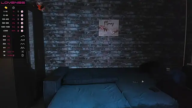 mark_normal live cam on StripChat