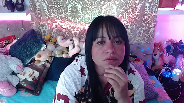 martina_bk live cam on StripChat