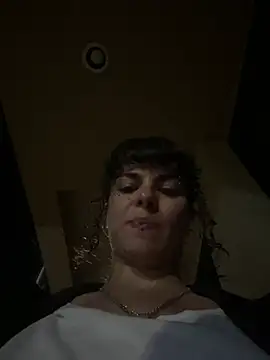 violetasubmissive (F young) - Boobs out