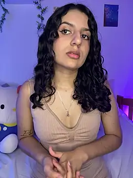 OhMySelenyx3 live cam on StripChat