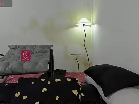 FynestBee live webcam