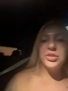 Live cam model Juuhschmitt broadcasting live