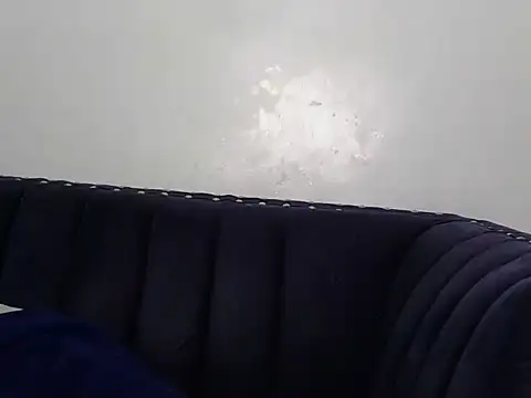 THiccky_Beibby live cam on StripChat