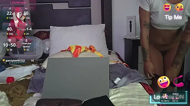 damien_selene