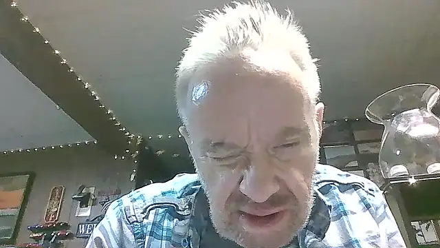 Makowboy live cam on StripChat