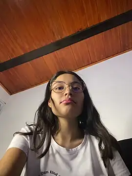 hotwife26 live sex cam