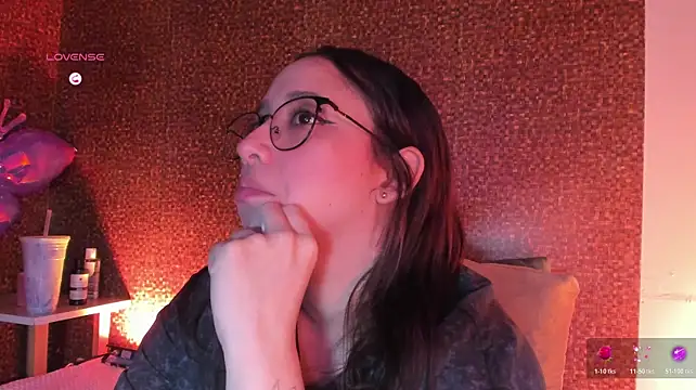 Apartment28 live sex cam