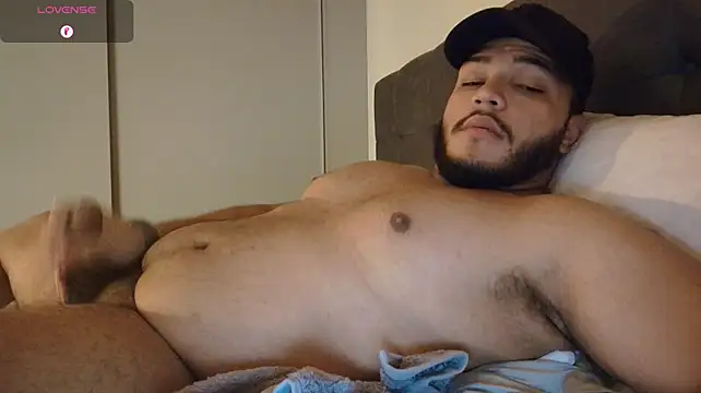 theusxbear live sex cam