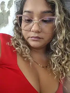 brendagirs (F young) - Chupar tetas