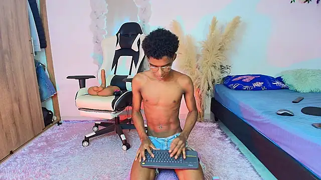 iamandrey (M twink) - hard cock