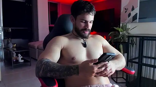 Valenthino_Salvatore live sex cam