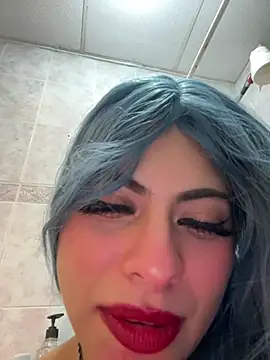 Eva_Feller69
