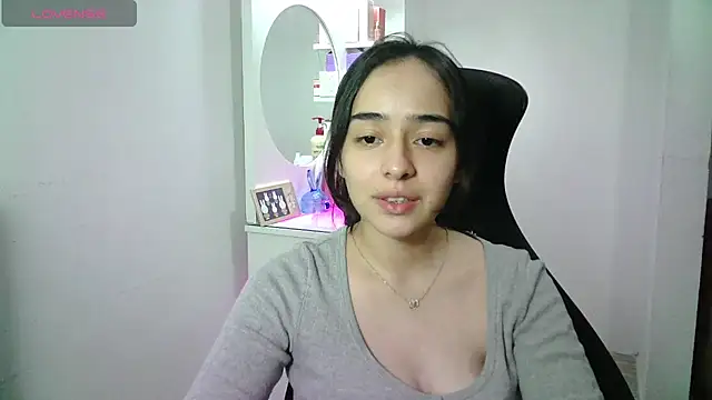 aineangeel live cam on StripChat