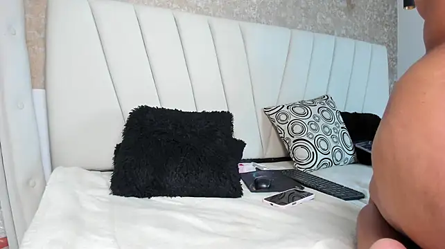 Amaranta_carey live cam on StripChat