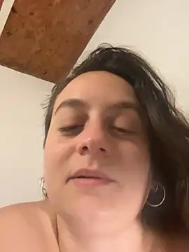indierotic live cam on StripChat