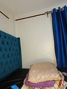 schatz_harvin live cam on StripChat