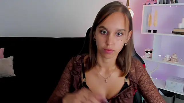 SandraTucker live cam on StripChat