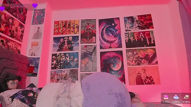 MissCurvyTop live cam on StripChat