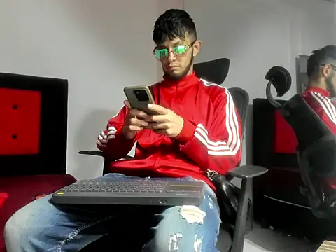 mark_splinter09 live cam on StripChat