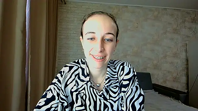 Anika_bloom live cam on StripChat