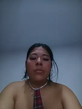 Laila_and_konny live cam on StripChat