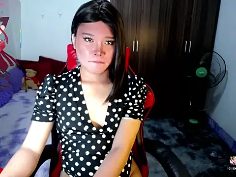 sofiathe1st live cam on StripChat