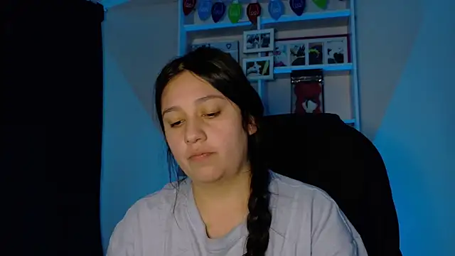 KOREN_JALAA live cam on StripChat