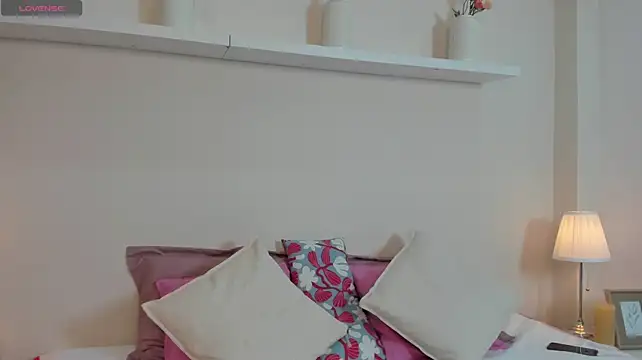 annyy_catt live cam on StripChat
