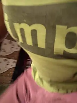 NOMI_li live cam on StripChat