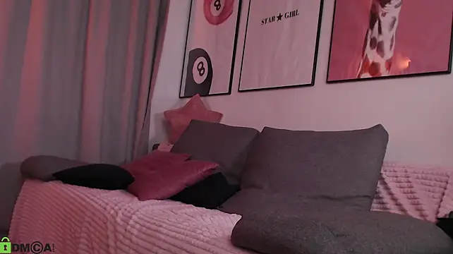 Deanna_B live cam on StripChat