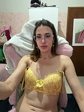 irresistible37 (Ask my age) - 3 dedos cu/3 fingers ass