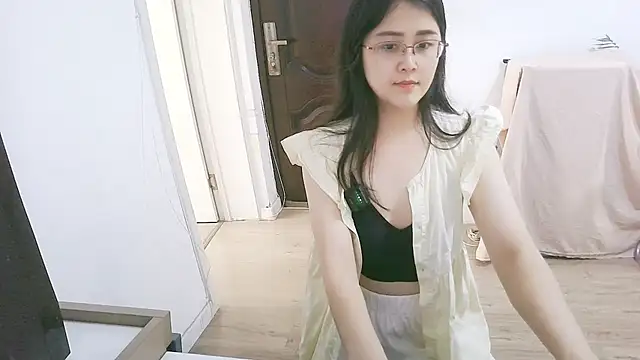 98bunny (F young) - 完成任务精油揉胸