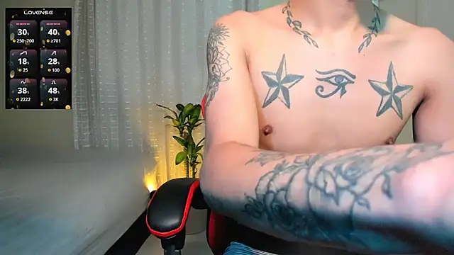tom_Howard live cam on StripChat