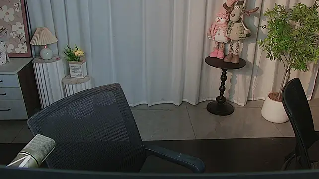 zaizai-66 live cam on StripChat