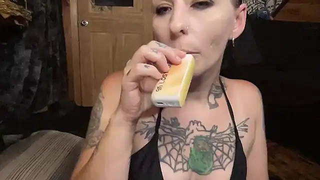 TeenyDoll