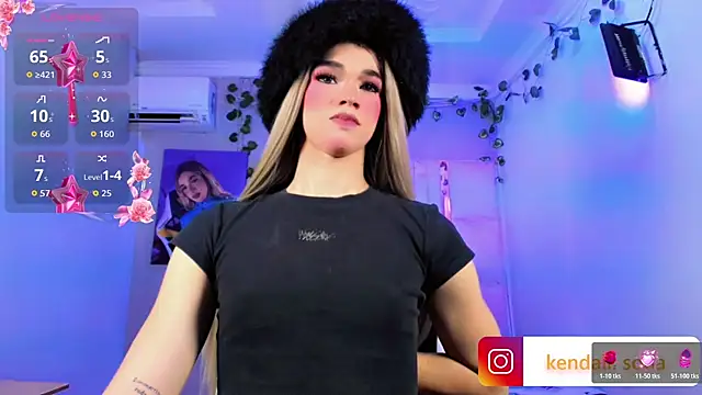 Sophiaa_doll_ live cam on StripChat