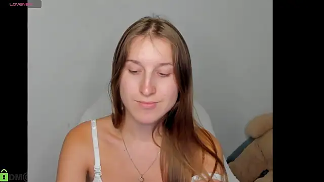 Xenia_paradise live cam on StripChat