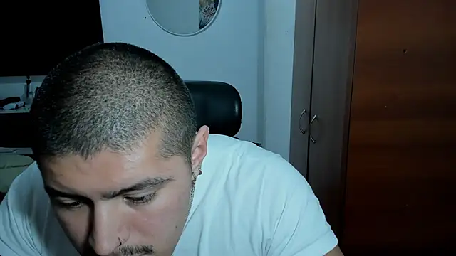 Baltazar_Dupont live cam on StripChat