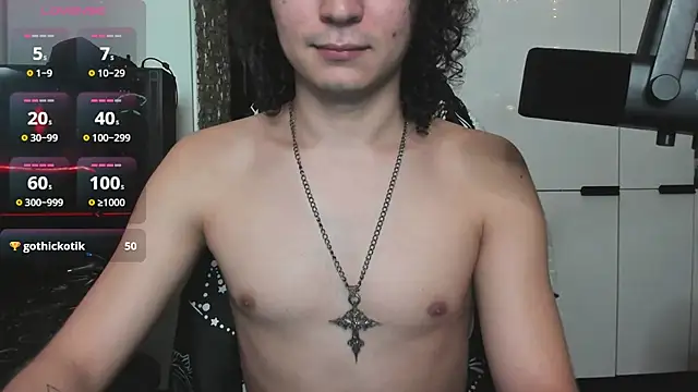 Dean_Raven live cam on StripChat