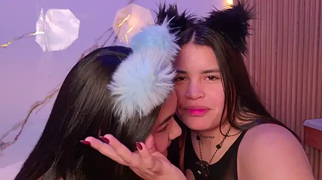 Mia_and_lexy live sex cam