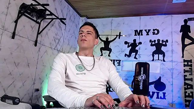Dustin_Sonne live cam on StripChat